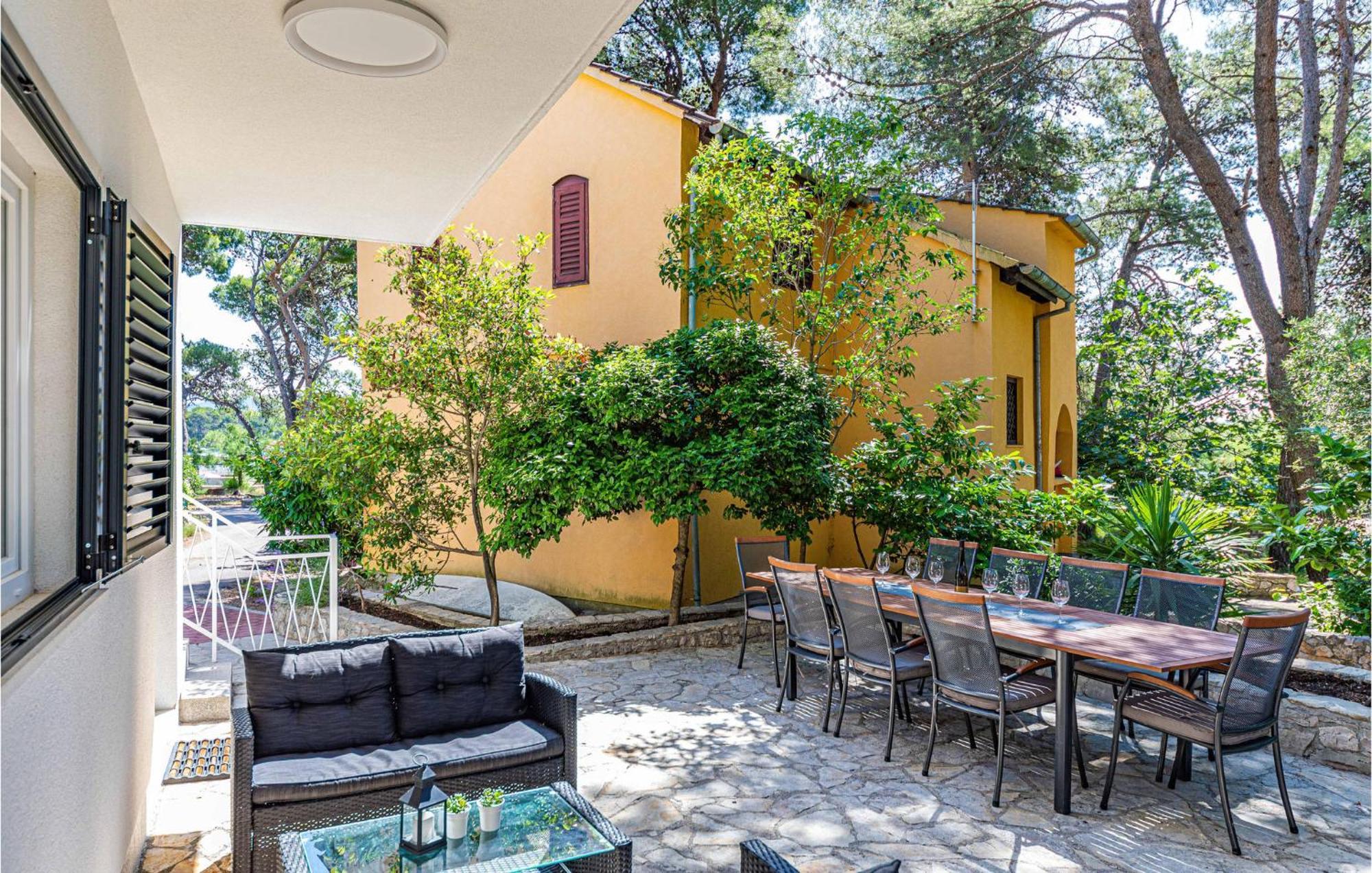 3 Bedroom Lovely Home In Ядрия Экстерьер фото